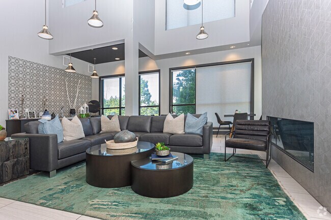 Oficina de arrendamiento - Waterview Crossing Apartments