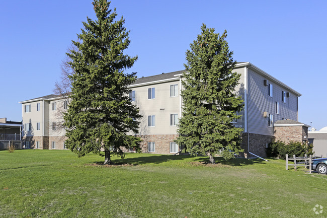 Building Photo - Cimarron Apartments