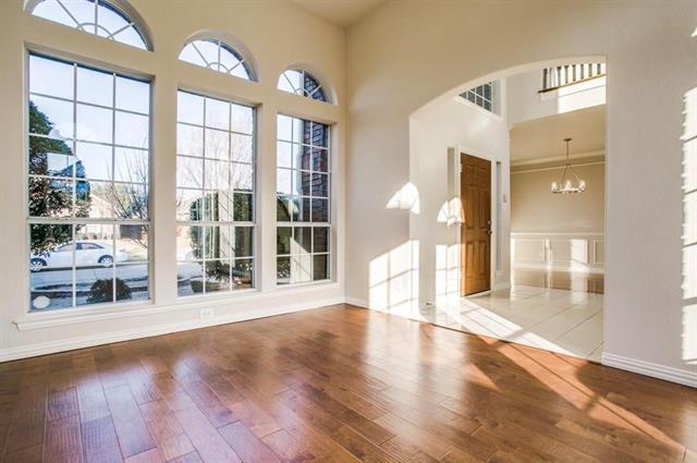 Foto del edificio - 9416 Braxton Ln