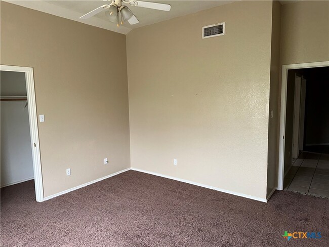 Building Photo - 4508 Wade Dr