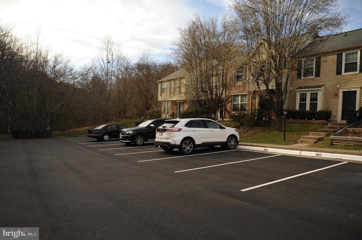 Foto principal - 903 Highpointe Blvd