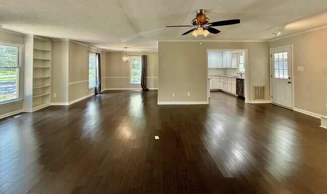 Foto del edificio - 3129 Marywood Dr