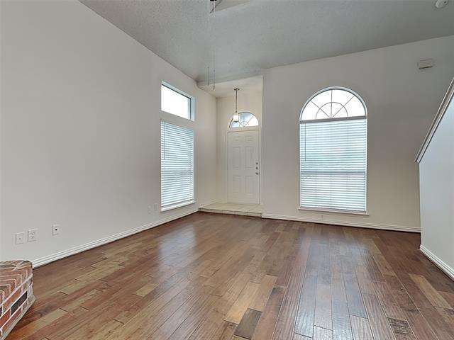 Foto del edificio - 1409 Post Oak Dr