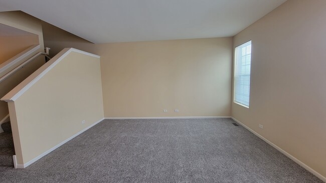 Building Photo - 1044 Turin Dr
