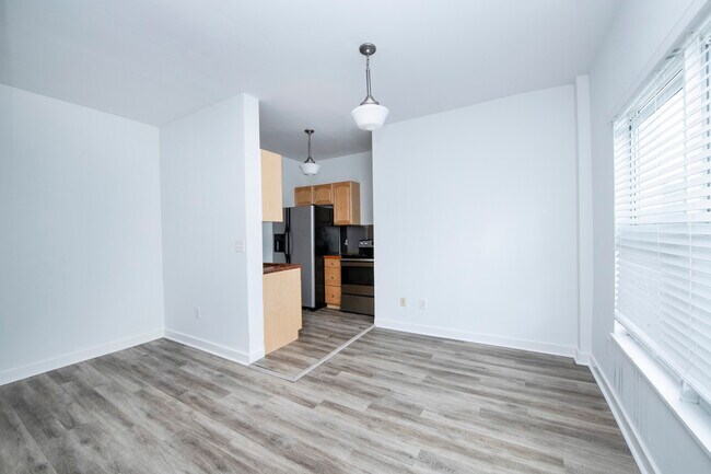 Building Photo - 4035 Meridian Ave