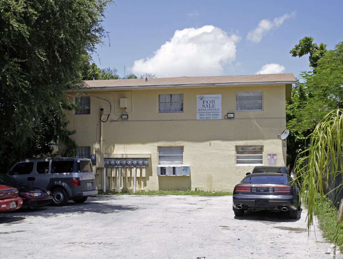 Foto principal - 21 NW 59th St