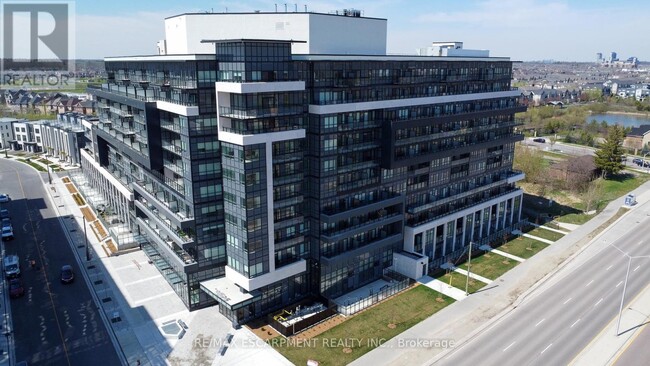 Photo du bâtiment - 395-395 Dundas St W