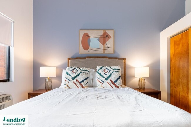 Building Photo - 45 Willow St