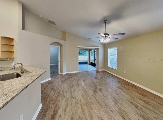 Building Photo - 1805 Concord Dr