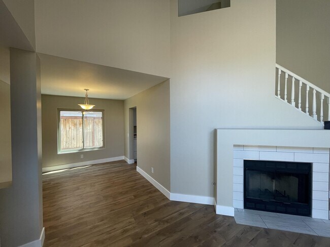 Building Photo - 11710 Avenida Marcella