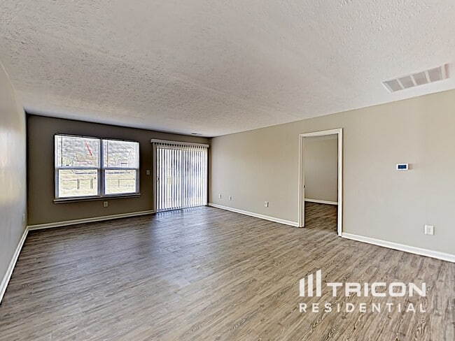 Building Photo - 10750 Tedder Lake Dr