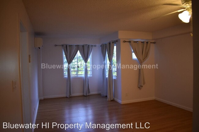Building Photo - 3 br, 2 bath House - 1433 Kewalo St. #209