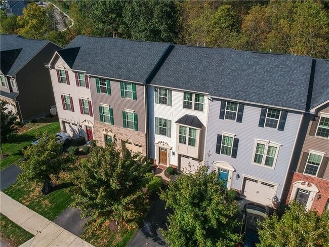 Foto del edificio - 126 Arbor Trail Dr