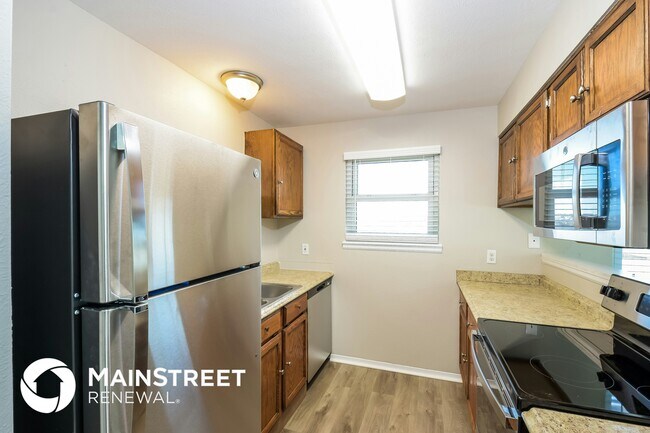 Building Photo - 4214 S Halifax Way