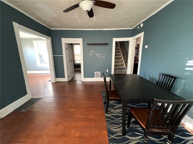 Foto del edificio - 411 Herrick St