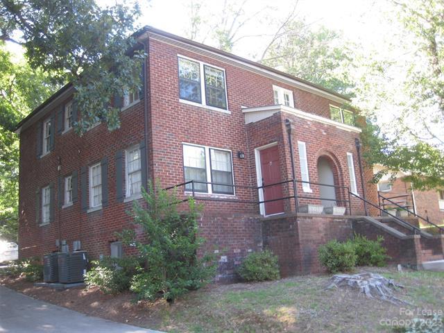 Primary Photo - 320 N 6th St