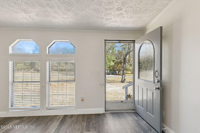 Building Photo - 97119 Diamond St
