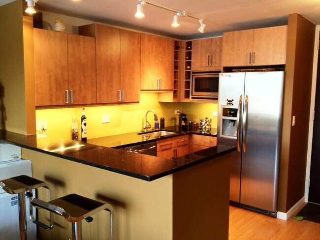 Foto del edificio - 655 W Irving Park Rd
