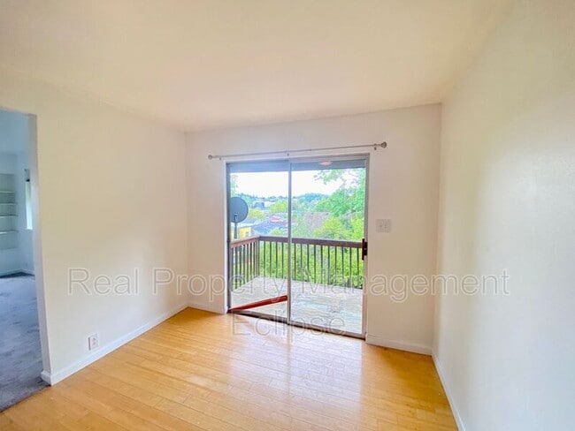 Building Photo - 4051 Letitia Ave S