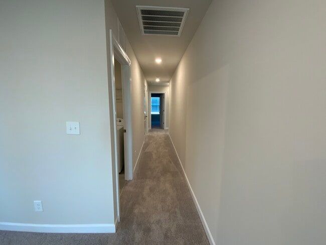 Foto del edificio - 12408 Larue Ln