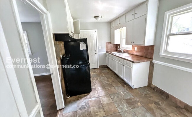 Foto del edificio - 1225 Linwood St