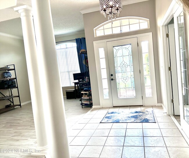 Building Photo - 4464 Summerhaven Blvd S