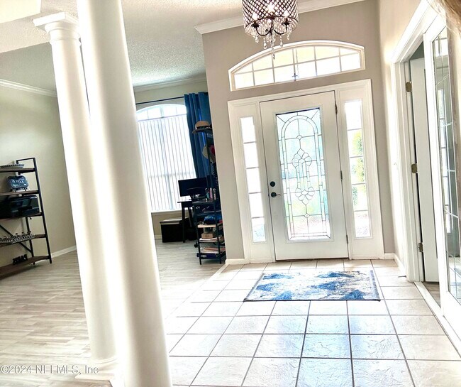 Foto del edificio - 4464 Summerhaven Blvd S
