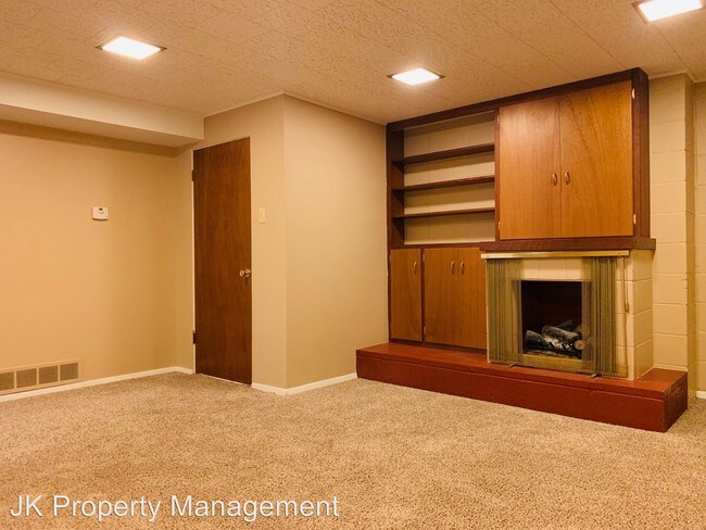 Foto del edificio - 219-221 16th St S