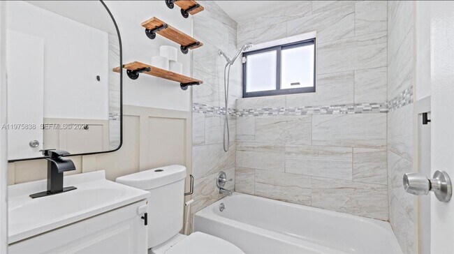 Building Photo - 5754 SW 20th St