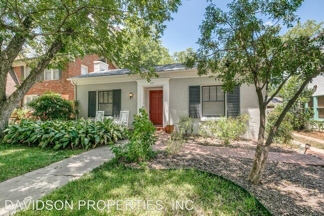 Building Photo - 3 br, 3 bath House - 237 E Rosewood Ave