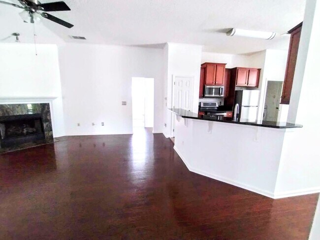 Foto del edificio - 3684 Eagle Ridge Dr