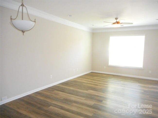 Building Photo - 13247 Savannah Point Dr