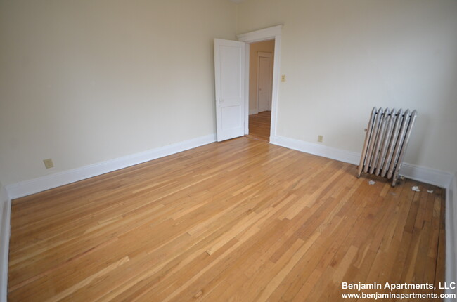 Building Photo - 9A Egremont Rd