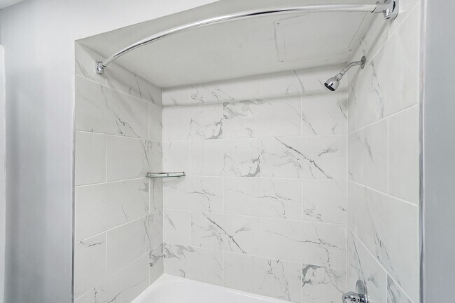 Interior Photo - Cascade Ridge
