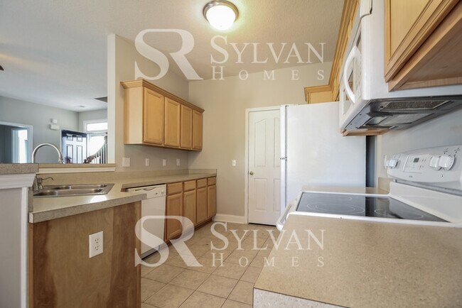 Foto del edificio - Enjoy living the good life in this 4 bedro...