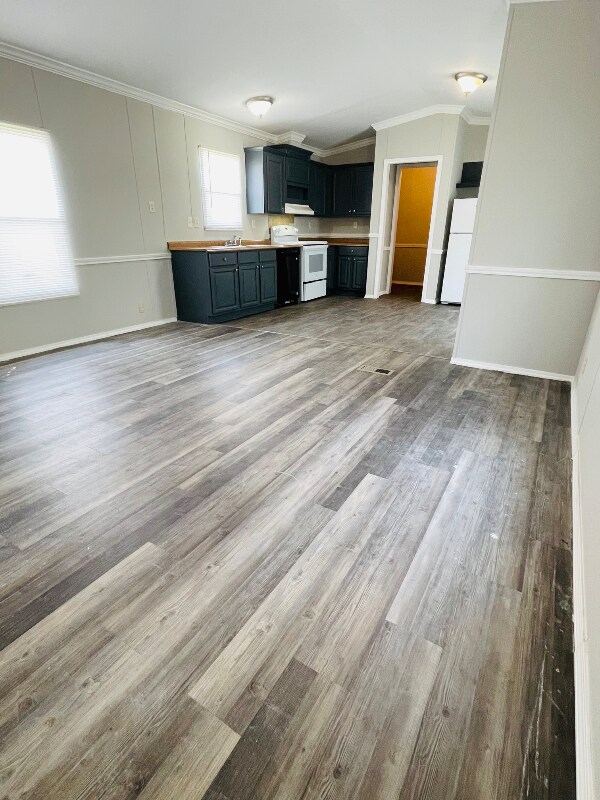 Foto del edificio - 9477 Lansdowne Rd