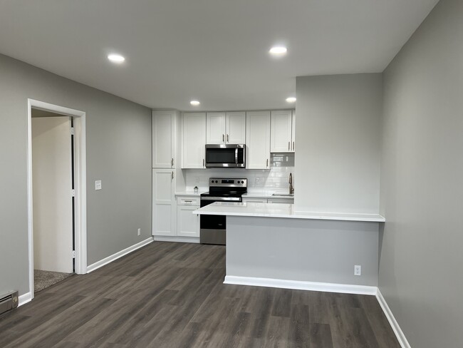 2601 Hillsboro Pike Unit 2601 Hillsboro Pike E9, Nashville, TN 37212 ...