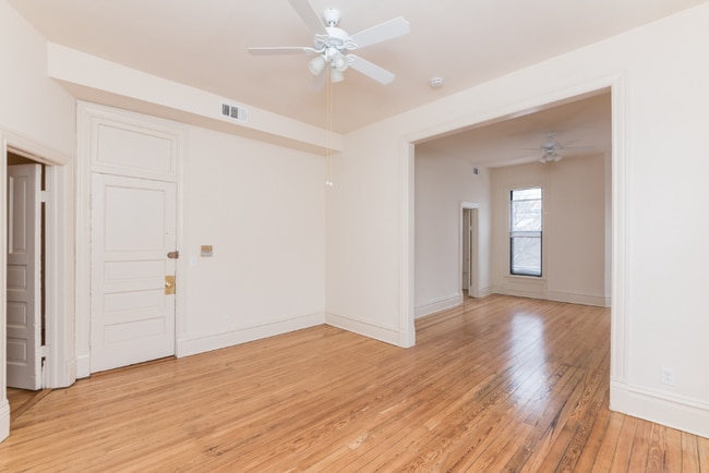 Photo - 1401 W Huron St Apartment