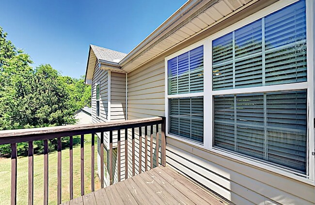 Foto del edificio - 162 Bethany Forrest Ln