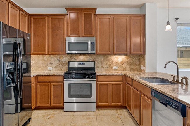Foto del edificio - 2627 Garlic Creek Dr