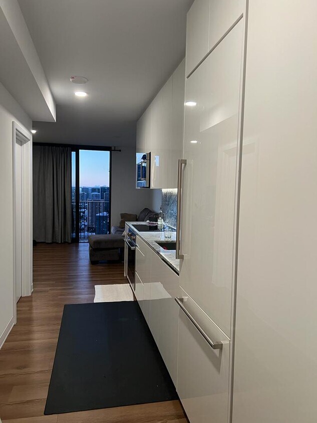 Foto principal - 987 Queen St