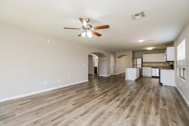 Foto del edificio - 10529 W Foothill Dr