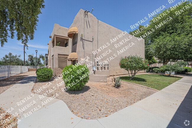 Building Photo - 5035 N 17th Ave