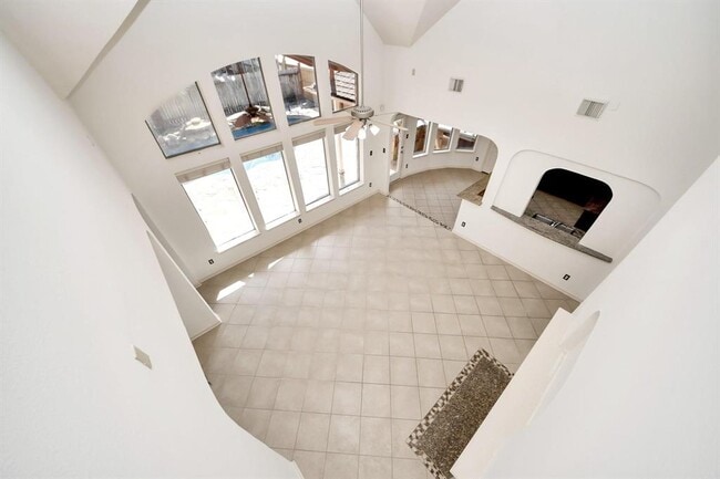 Building Photo - 6423 Middlelake Ct