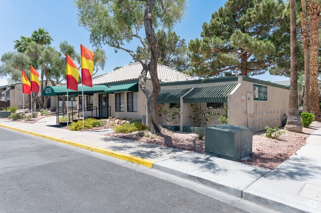 Leasing Office - Tamarus Park Apartments