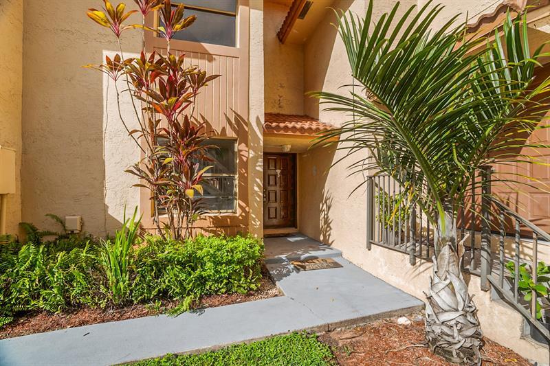 Foto principal - 1013 SW 112th Ter