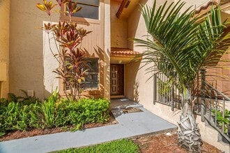 Building Photo - 1013 SW 112th Ter Building Photo - 1013 SW 112th Ter