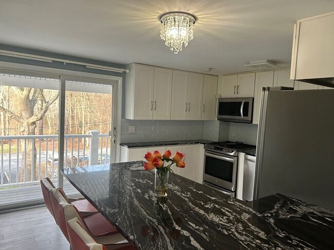 Photo - 37 Will Dr Apartment