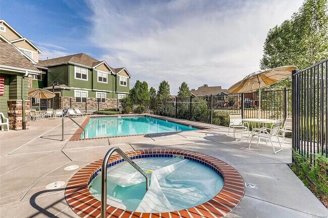 Foto del edificio - 7130 Simms St