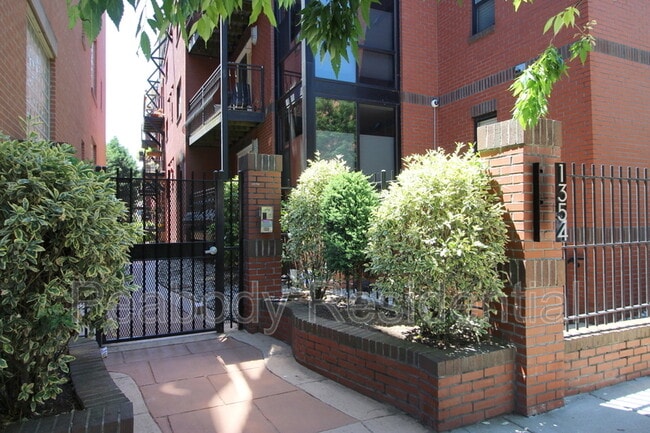 Building Photo - 1354 Euclid St NW